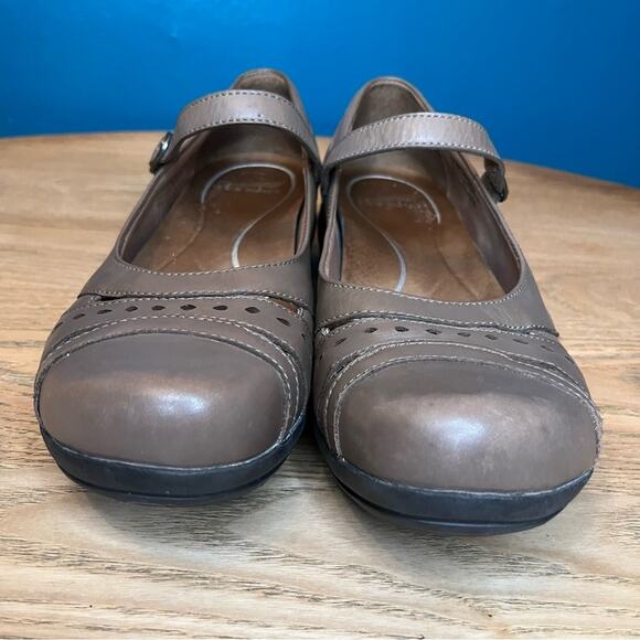 Dansko Mathilda Mary Jane Leather Velcro Strap Dark Taupe EU 42 Women’s 11.5-12 - Picture 5 of 11